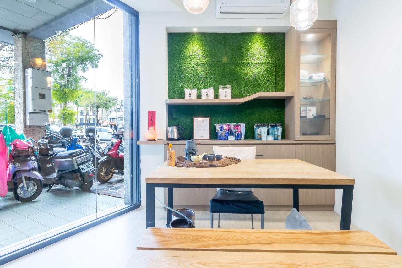 Enjoy Slow Living Tainan Exterior photo